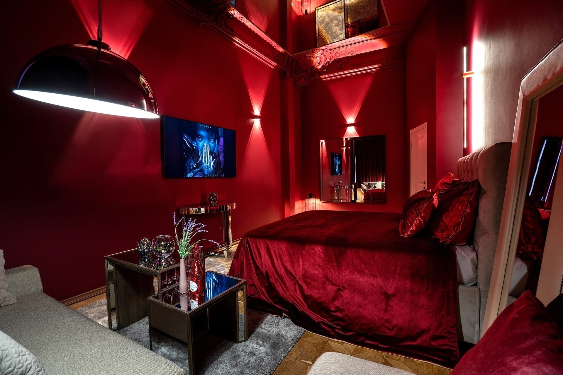 Red Room — 1