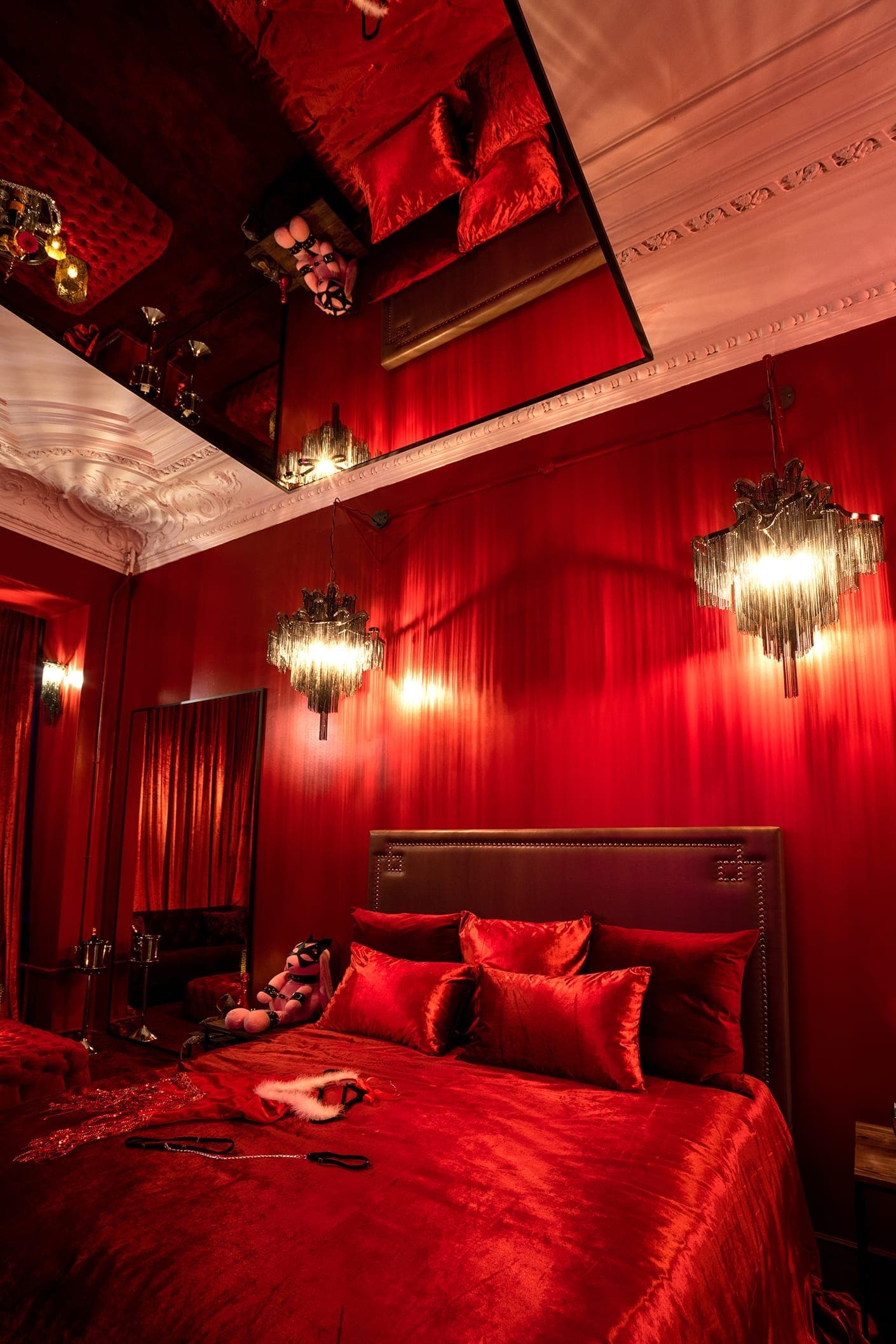 Rose Room thumbnail 5